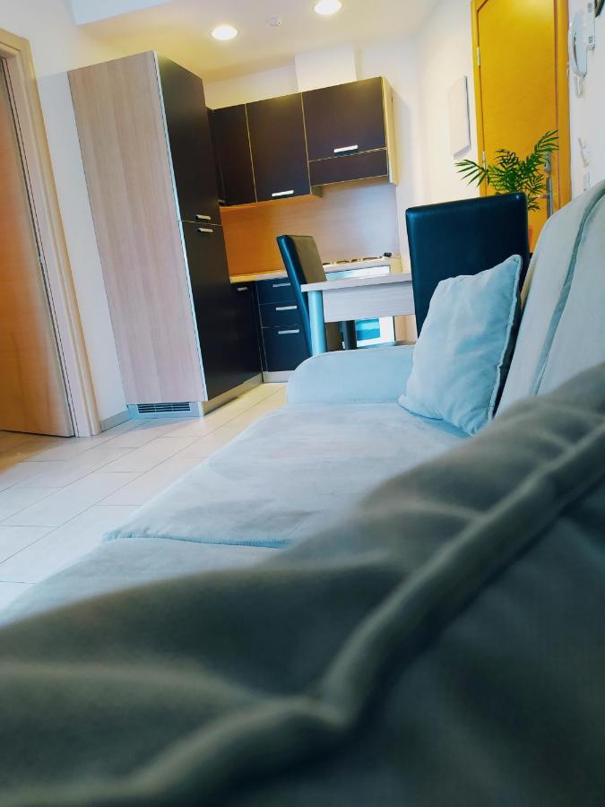 Residence Hotel Rubino Fogliano Marina Kültér fotó